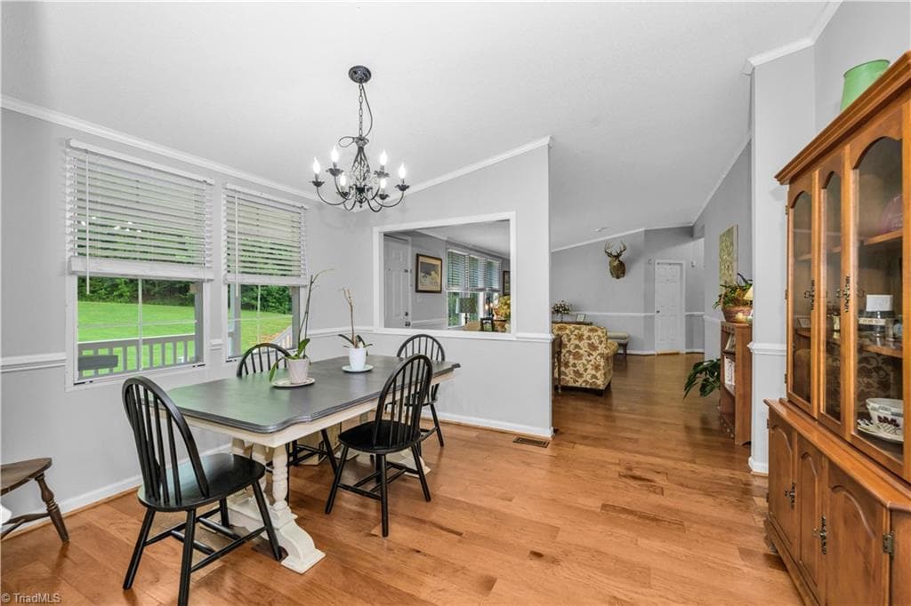 Dining Room - 238A Pilgrim Ridge Road, Wilkesboro NC 28697, Wilkesboro