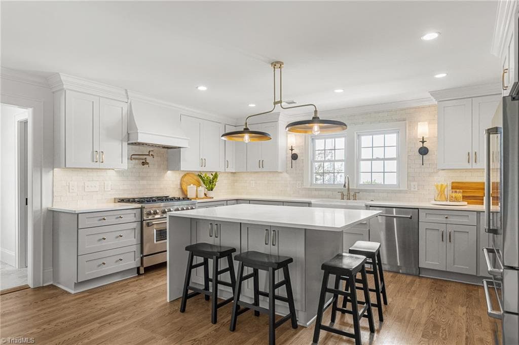 1109 Buckingham Road, Greensboro NC 27408