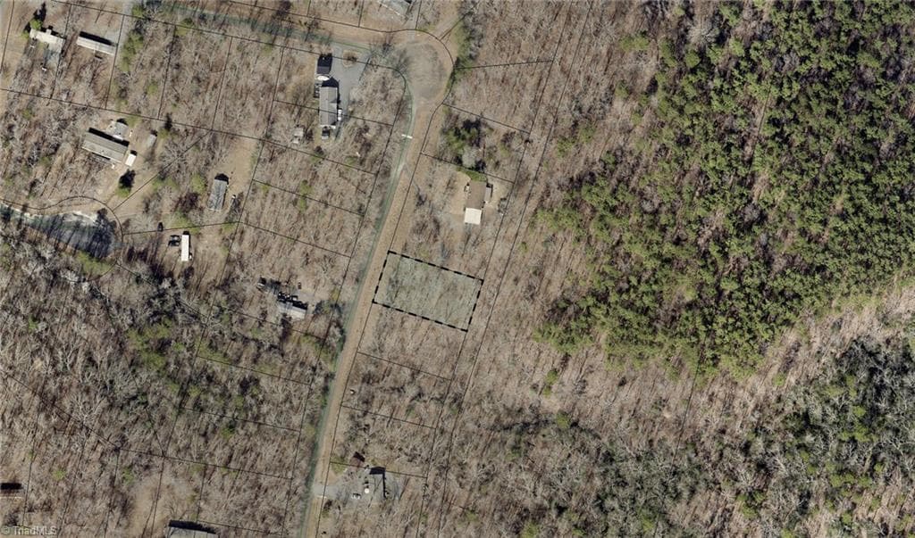 483 Pinelake Drive, Troy NC 27371