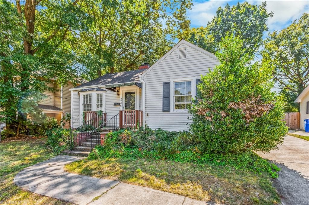 Stick/Site Built at 2746 Maplewood Avenue, Winston-Salem NC 27103, Winston-Salem, photo 3 of 25