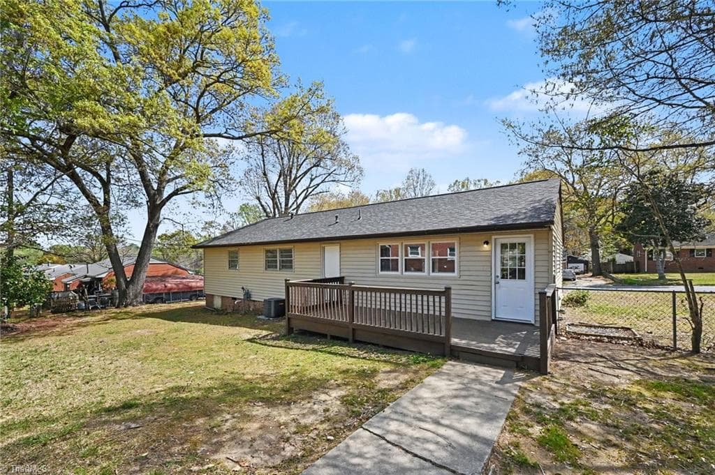 Stick/Site Built at 2526 Hyde Street, Burlington NC 27217, Burlington, photo 5 of 28