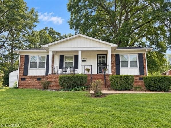 Stick/Site Built at 3980 Burnham Circle, Winston-Salem NC 27105, Winston-Salem, photo 9 of 36