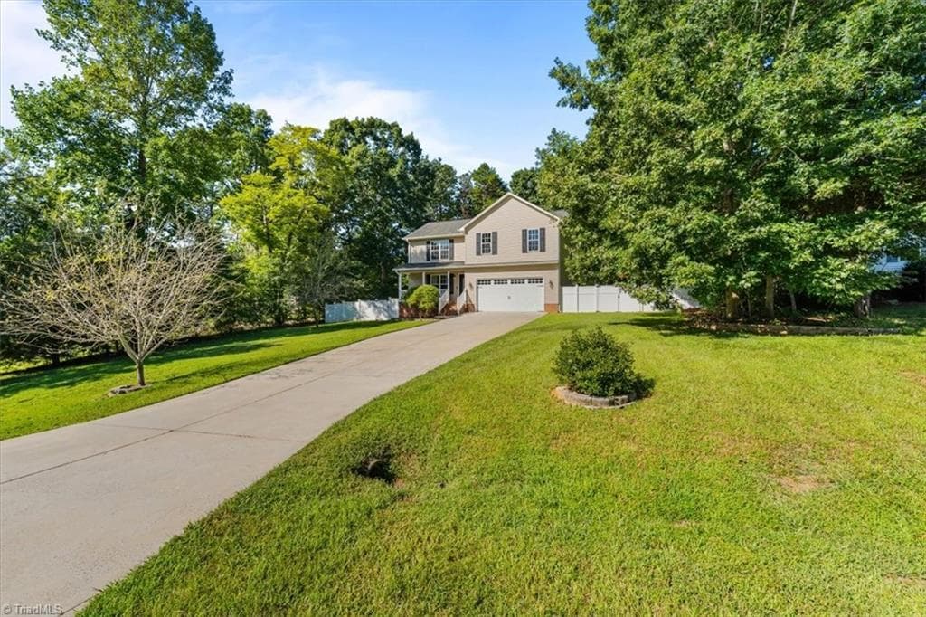 Stick/Site Built at 835 Hidden Court, Asheboro NC 27205, Asheboro, photo 7 of 86