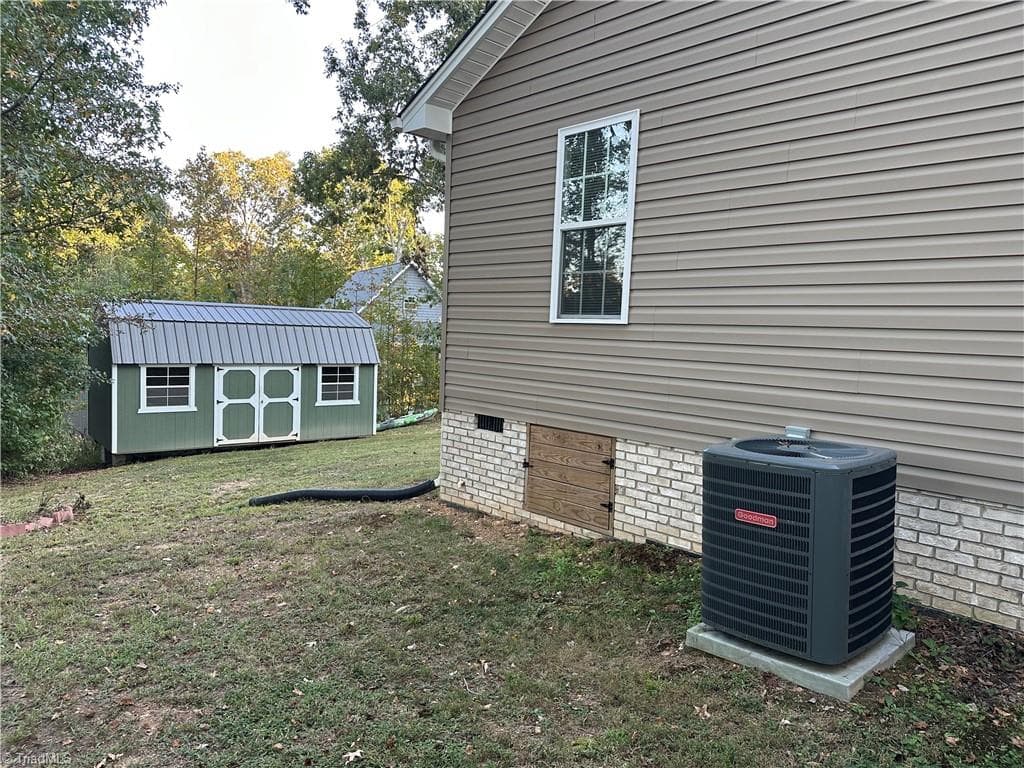 Stick/Site Built at 177 Pinehaven Drive, New London NC 28127, New London, photo 36 of 44