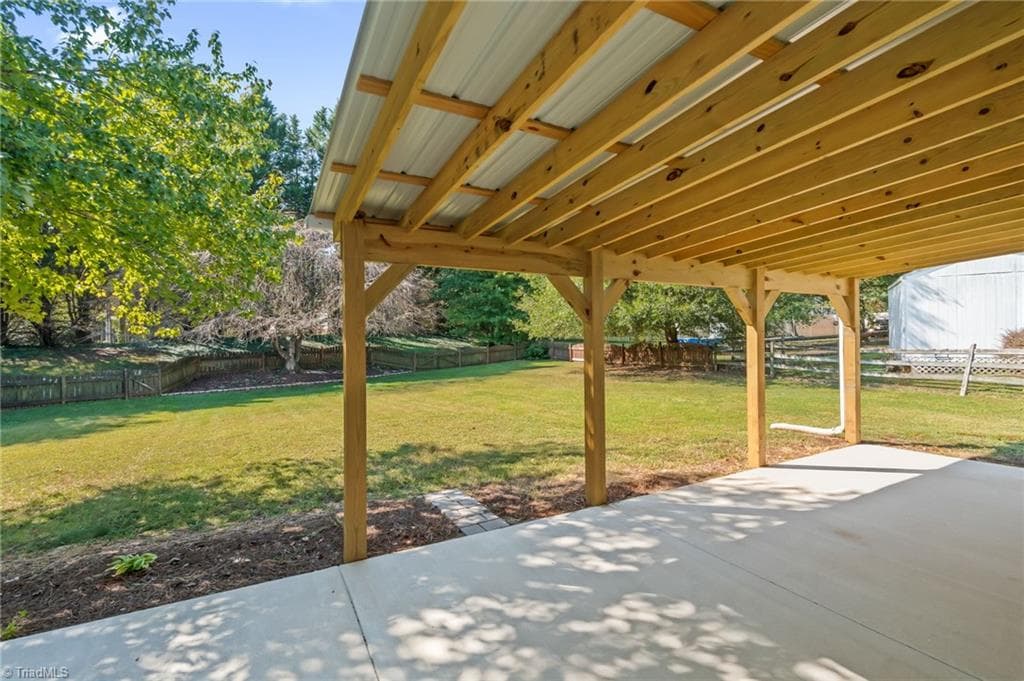Stick/Site Built at 1112 Stamford Club Drive, Rural Hall NC 27045, Rural Hall, photo 36 of 50