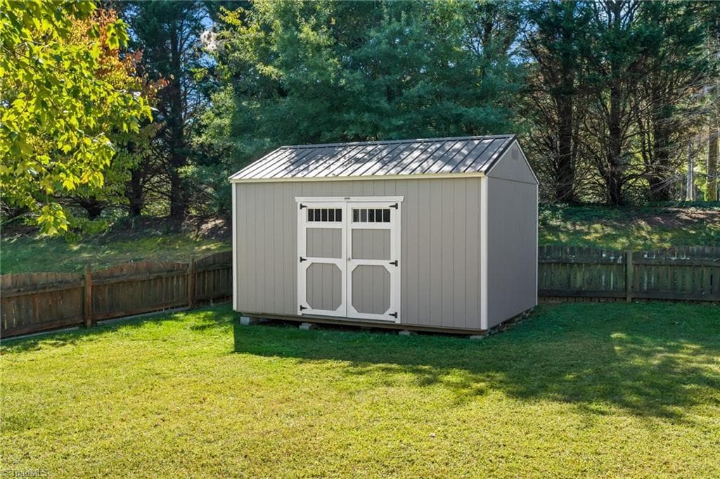 Stick/Site Built at 1112 Stamford Club Drive, Rural Hall NC 27045, Rural Hall, photo 40 of 50