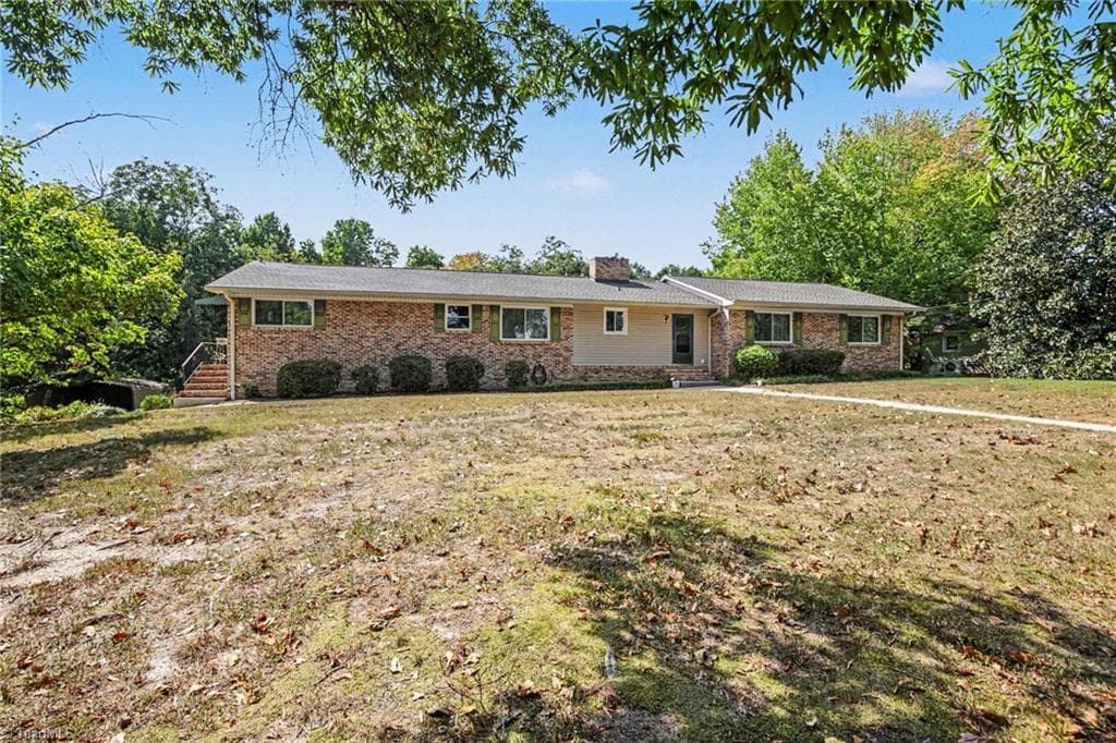 5307 Williard Road, Oak Ridge NC 27310