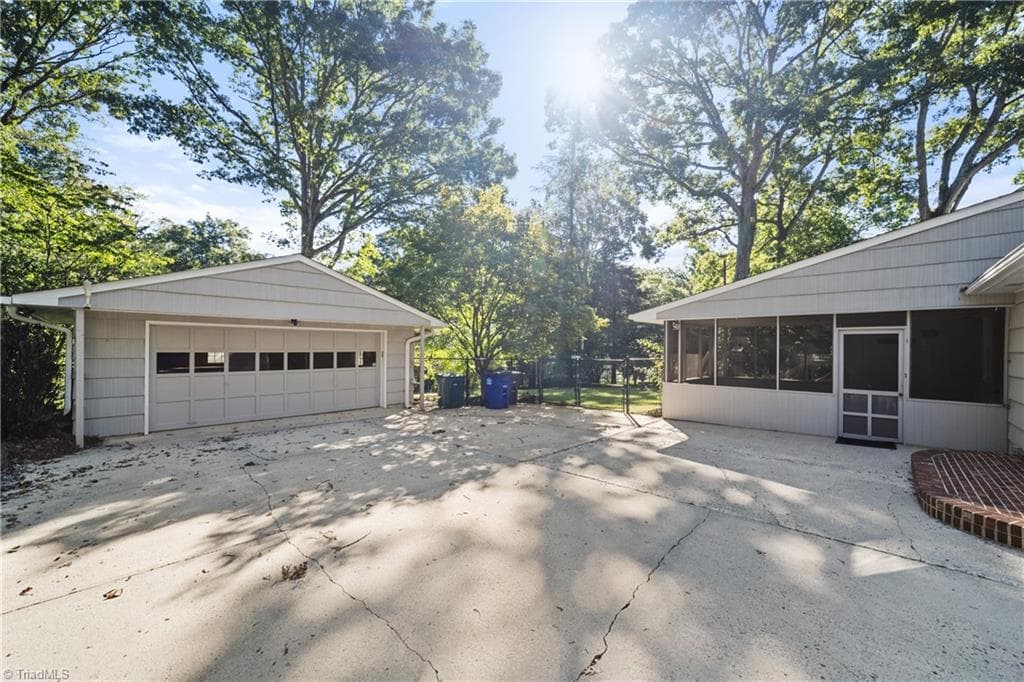 2 car garage - 719 Quarterstaff Road, Winston-Salem NC 27104, Winston-Salem