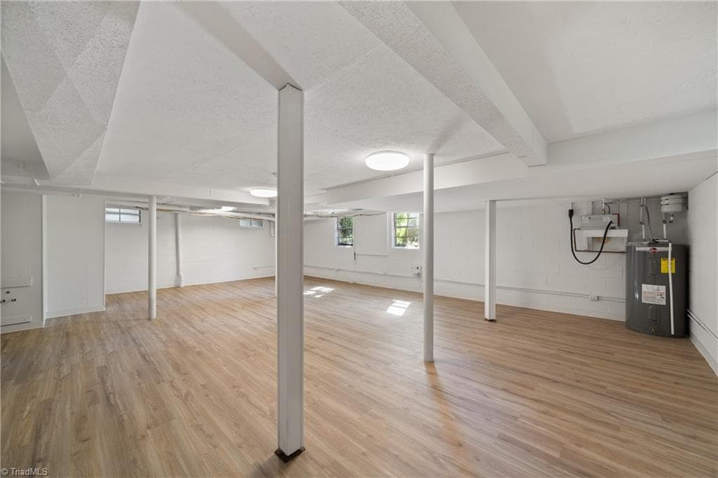 Stick/Site Built at 719 Quarterstaff Road, Winston-Salem NC 27104, Winston-Salem, photo 69 of 100
