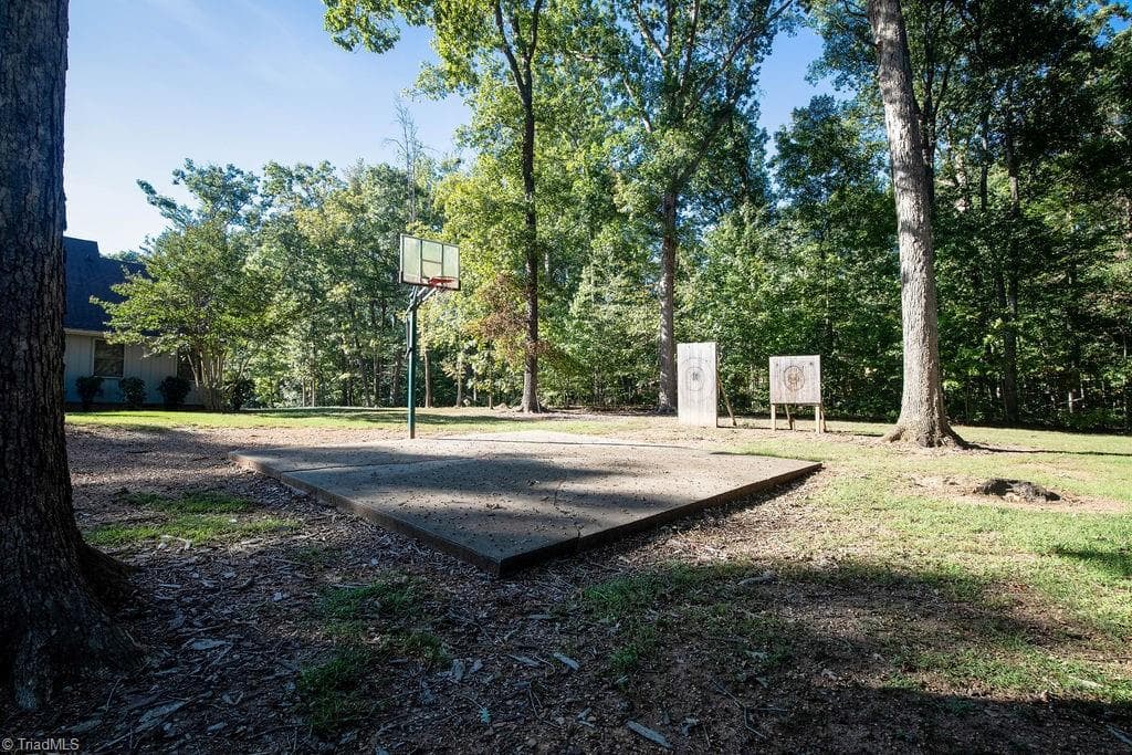 Stick/Site Built at 27 Hickory Trail, Thomasville NC 27360, Thomasville, photo 18 of 20
