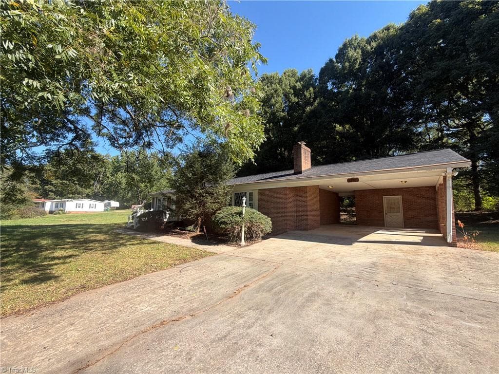 Stick/Site Built at 1715 Old Hollow Road, Walkertown NC 27051, Walkertown, photo 11 of 11