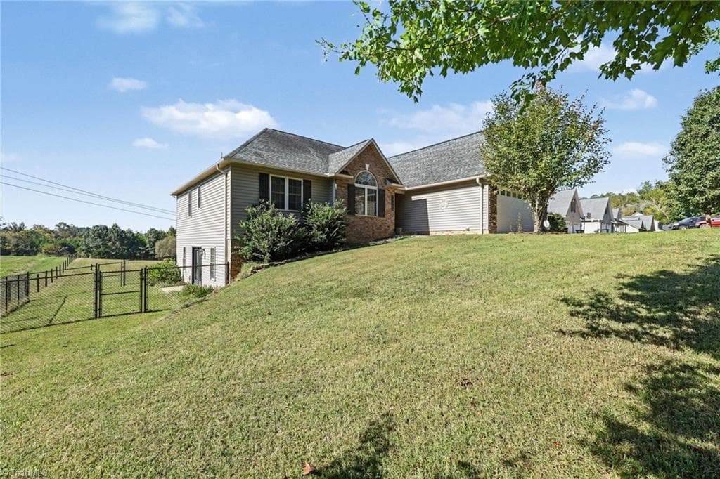 Stick/Site Built at 2825 Fuller Mill Road N, Thomasville NC 27360, Thomasville, photo 39 of 39