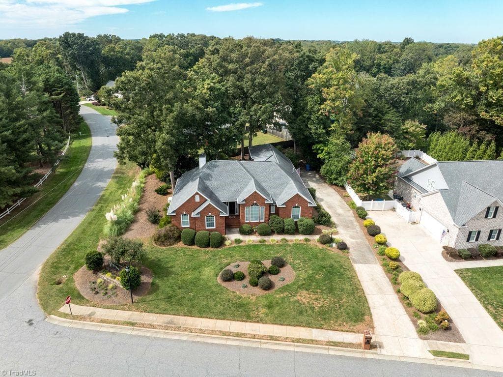 Stick/Site Built at 400 Savannah Lane, Kernersville NC 27284, Kernersville, photo 36 of 39