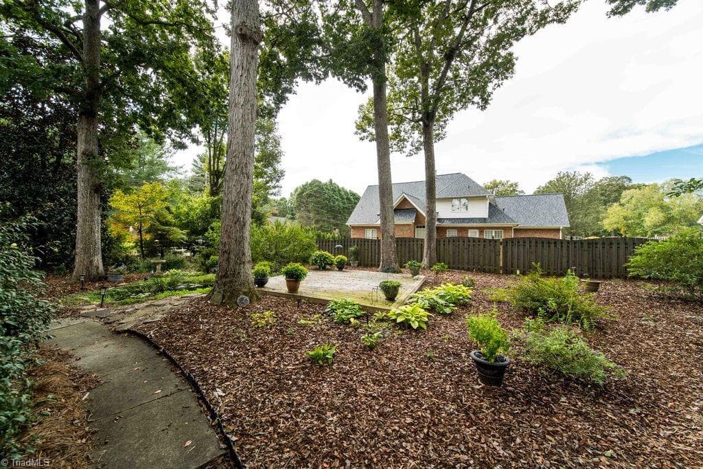 Stick/Site Built at 400 Savannah Lane, Kernersville NC 27284, Kernersville, photo 32 of 39