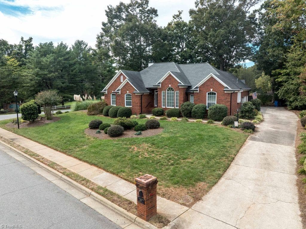 Stick/Site Built at 400 Savannah Lane, Kernersville NC 27284, Kernersville, photo 5 of 39