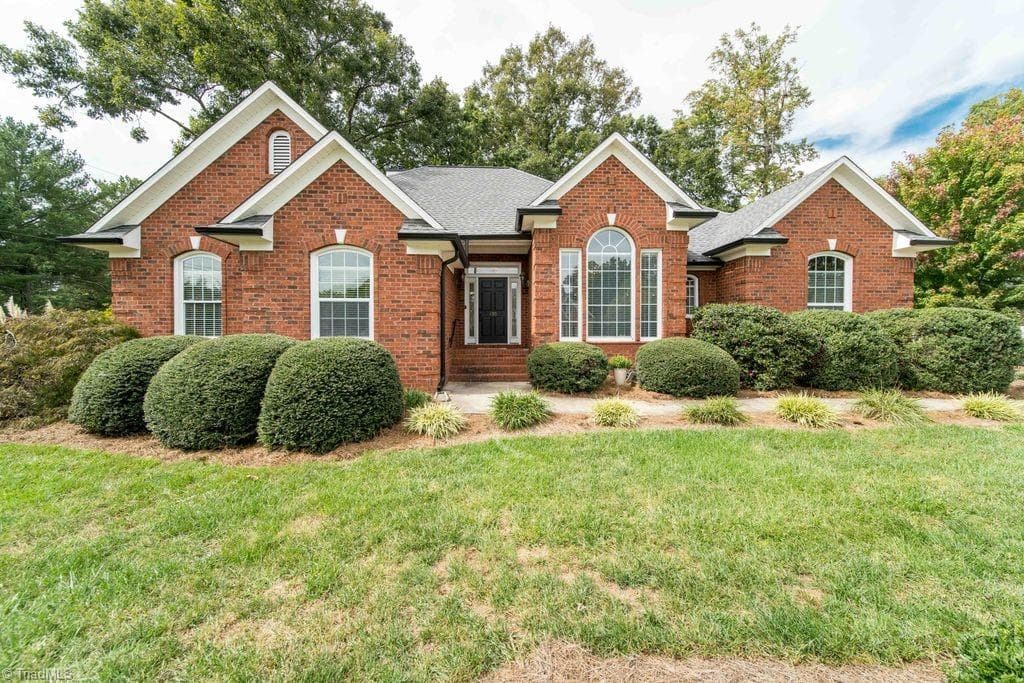Stick/Site Built at 400 Savannah Lane, Kernersville NC 27284, Kernersville, photo 4 of 39