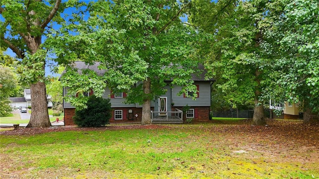 Stick/Site Built at 113 Little John Circle, North Wilkesboro NC 28659, North Wilkesboro, photo 7 of 44