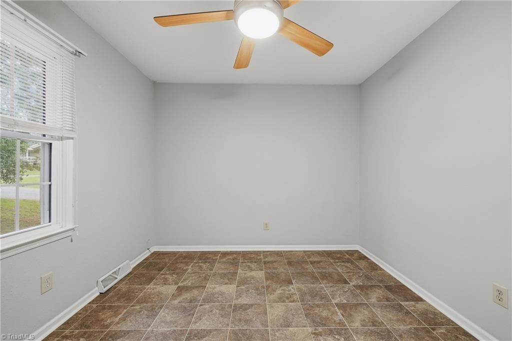 Stick/Site Built at 113 Little John Circle, North Wilkesboro NC 28659, North Wilkesboro, photo 21 of 44