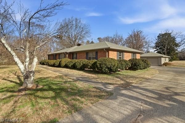 Stick/Site Built at 1531 Mount Hope Church Road, McLeansville NC 27301, McLeansville, photo 3 of 28