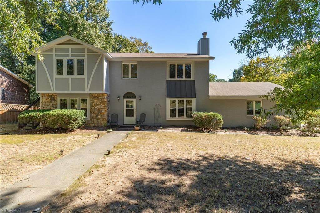 1209 Shalimar Drive, High Point NC 27262