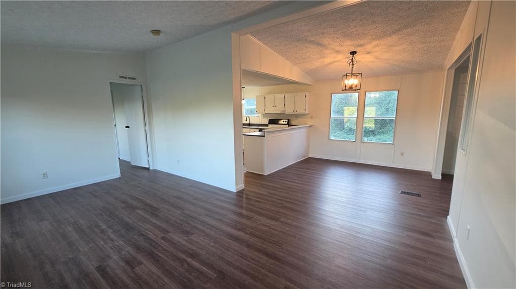 Manufactured Home at 128 Loy Drive, Pelham NC 27311, Pelham, photo 2 of 28