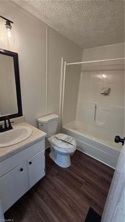 Manufactured Home at 128 Loy Drive, Pelham NC 27311, Pelham, photo 13 of 28
