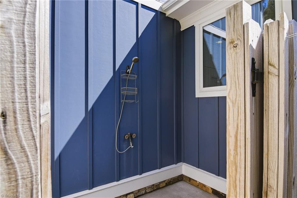 Stick/Site Built at 3925 Thorndale Drive, Winston-Salem NC 27106, Winston-Salem, photo 71 of 100