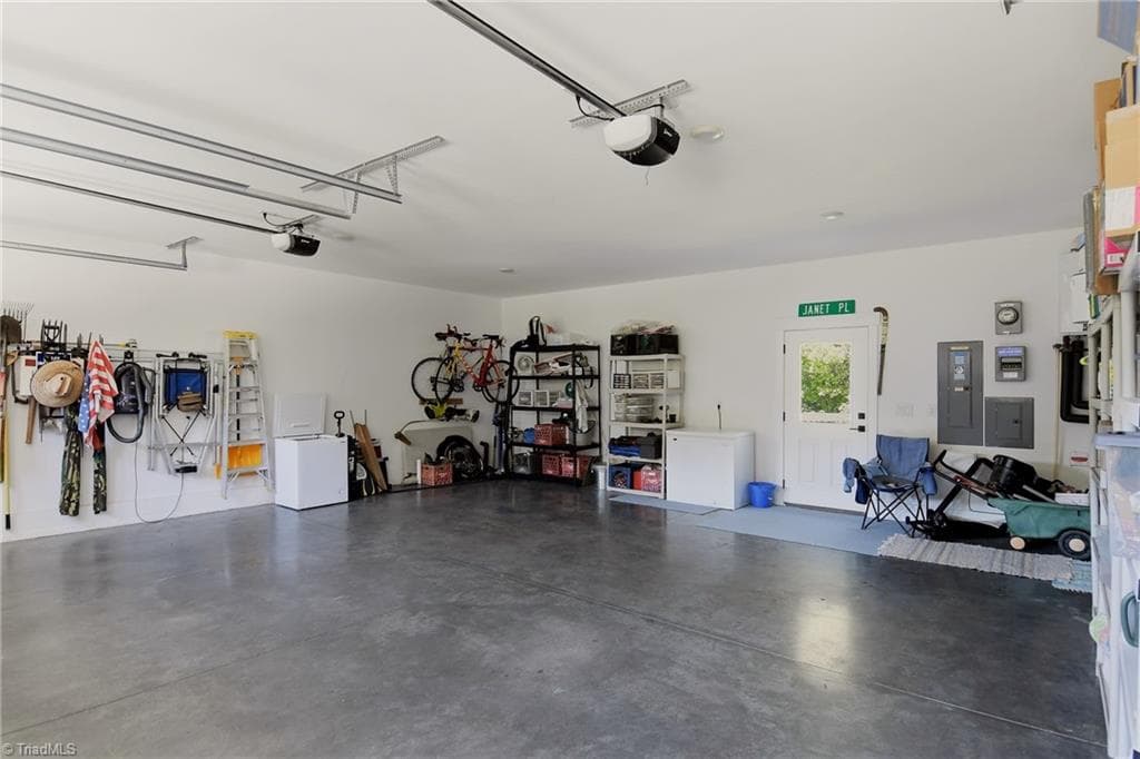 Large Garage - 25'9" x 26'10" -- with space for storage - 3925 Thorndale Drive, Winston-Salem NC 27106, Winston-Salem
