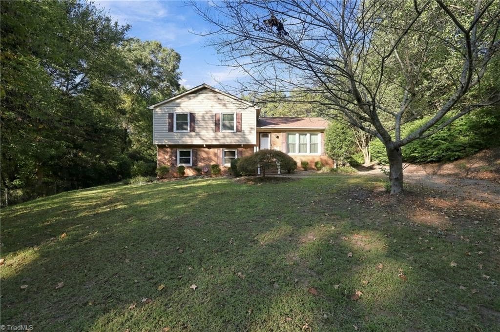 3701 Rolling Road, High Point NC 27265