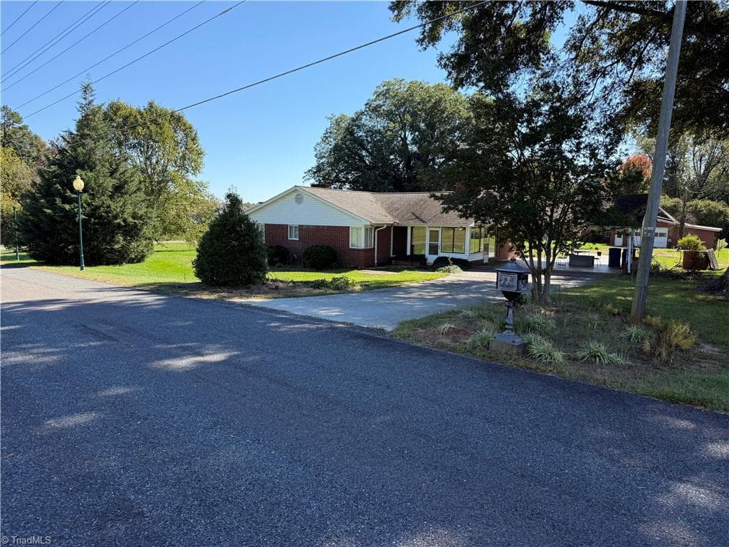 Stick/Site Built at 101 Brantley Farm Road, Mocksville NC 27028, Mocksville, photo 2 of 10