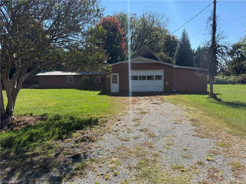 Stick/Site Built at 101 Brantley Farm Road, Mocksville NC 27028, Mocksville, photo 4 of 10