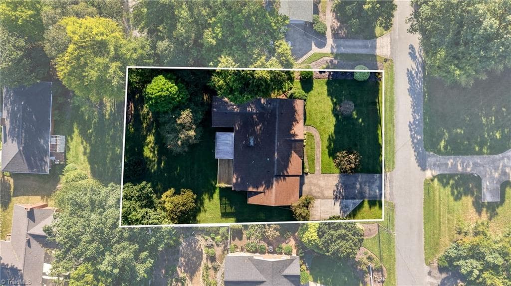 Stick/Site Built at 1039 Kerry Street, Asheboro NC 27203, Asheboro, photo 2 of 48