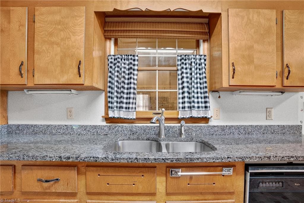 Stick/Site Built at 1039 Kerry Street, Asheboro NC 27203, Asheboro, photo 16 of 48