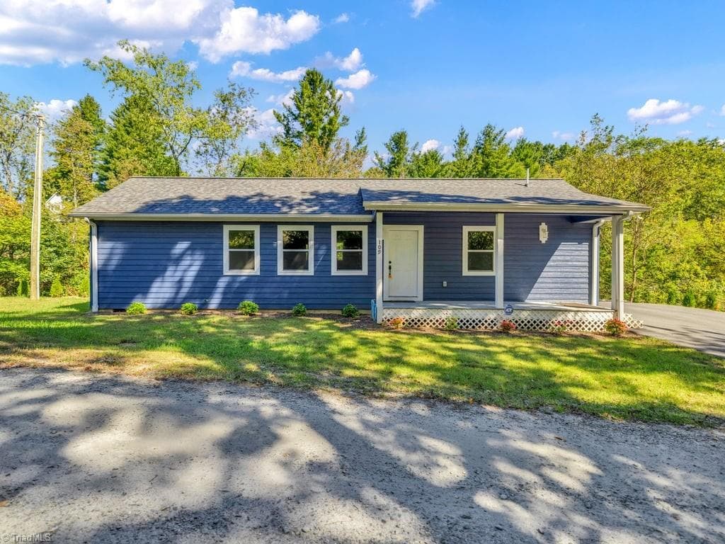 109 Southside Drive, Sparta NC 28675