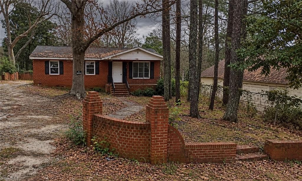 Stick/Site Built at 217 S Grove Avenue, Rockingham NC 28379, Rockingham, photo 3 of 18