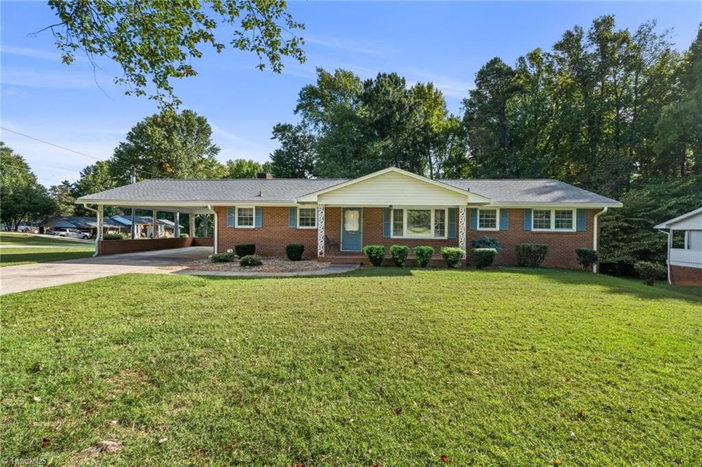 718 Corjon Street, Kernersville NC 27284