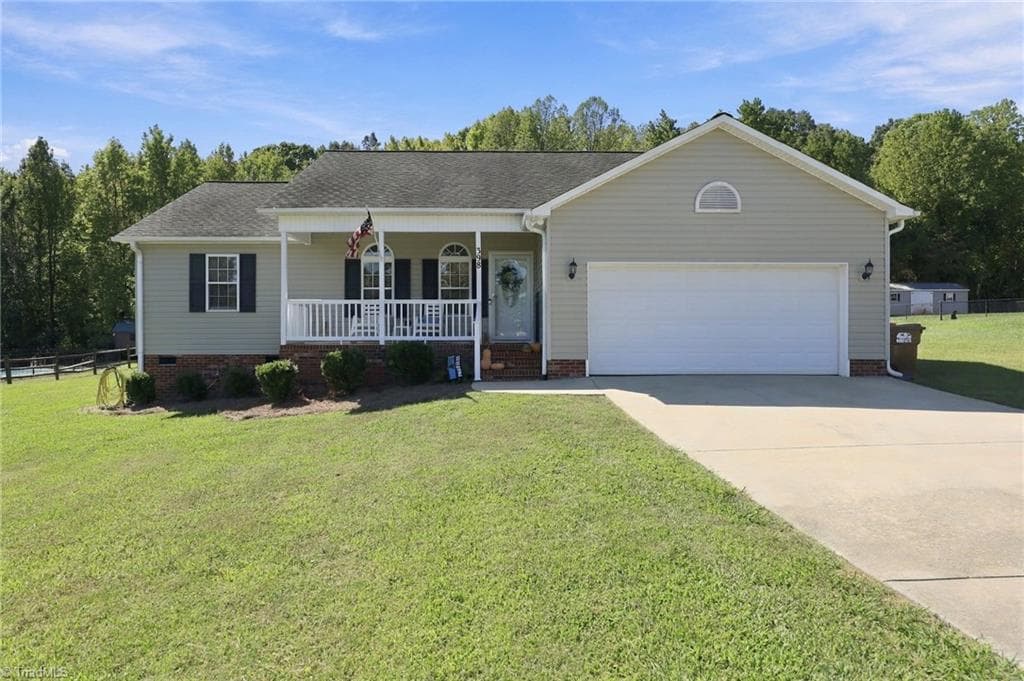 398 Goldenrod Lane, Lexington NC 27295