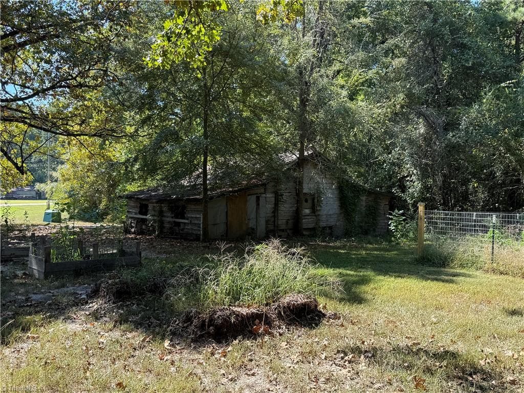Stick/Site Built at 1256 Browns Mill Road, Robbins NC 27325, Robbins, photo 26 of 32