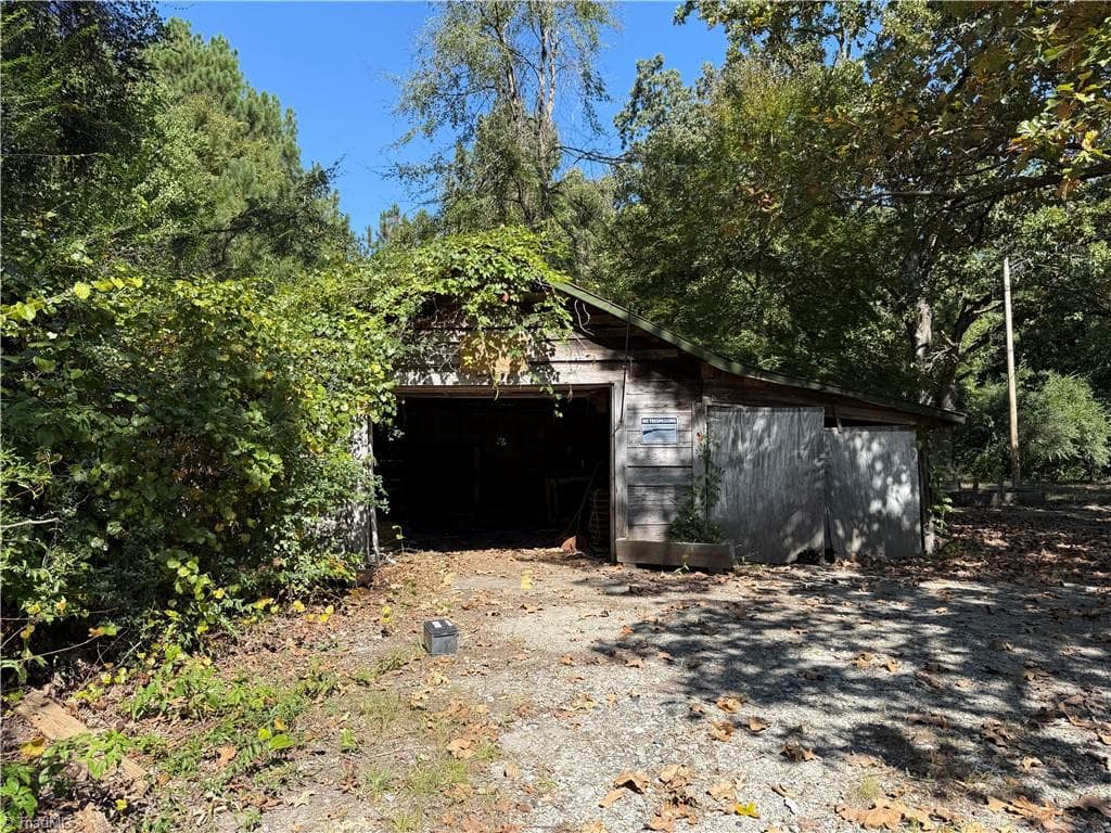 Stick/Site Built at 1256 Browns Mill Road, Robbins NC 27325, Robbins, photo 28 of 32