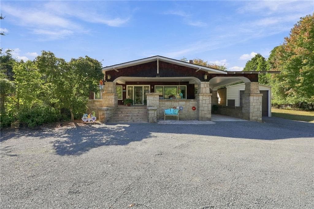 637 Stokesburg Road, Walnut Cove NC 27052