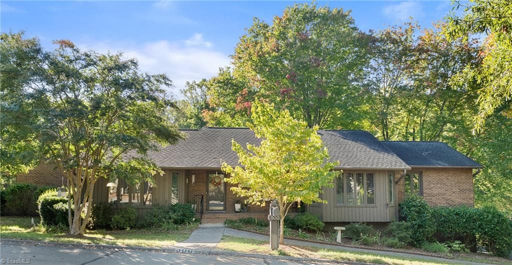 500 Ridgehaven Circle, Winston-Salem NC 27104