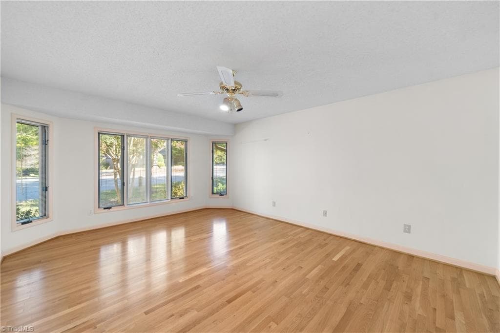 Stick/Site Built at 500 Ridgehaven Circle, Winston-Salem NC 27104, Winston-Salem, photo 17 of 42