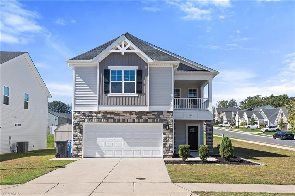 1993 Watkins Landing Drive, Kernersville NC 27284