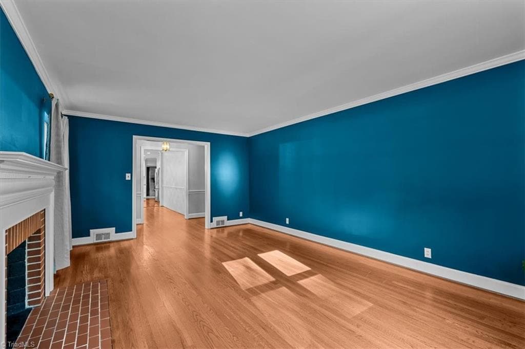 Stick/Site Built at 1103 N Peace Haven Road, Winston-Salem NC 27104, Winston-Salem, photo 11 of 68