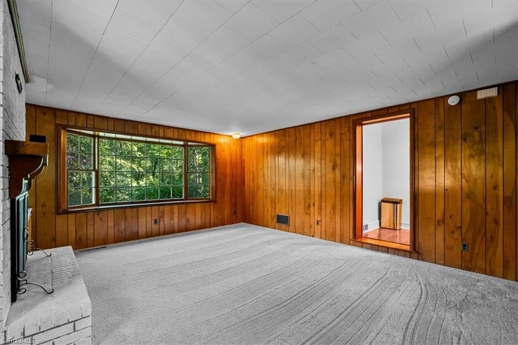 Stick/Site Built at 1103 N Peace Haven Road, Winston-Salem NC 27104, Winston-Salem, photo 29 of 68