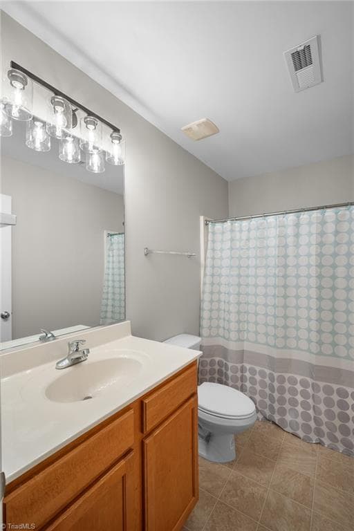 Hall Full Bath 2nd Level - 108 Humberside Drive, Kernersville NC 27284, Kernersville