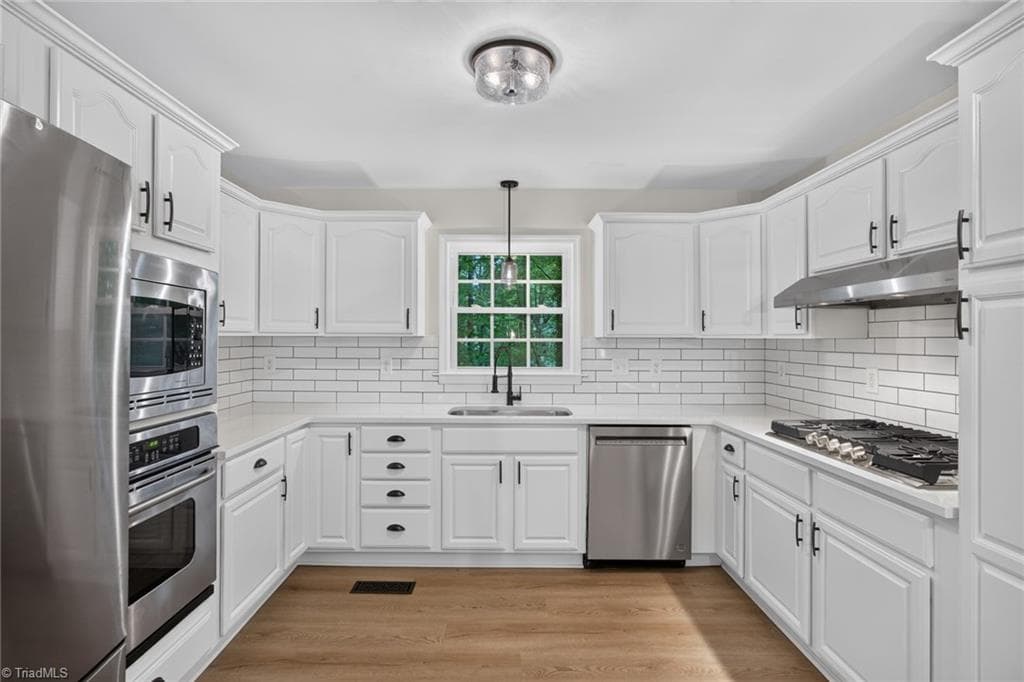 Stick/Site Built at 5550 Overlook Circle, Winston-Salem NC 27105, Winston-Salem, photo 19 of 50