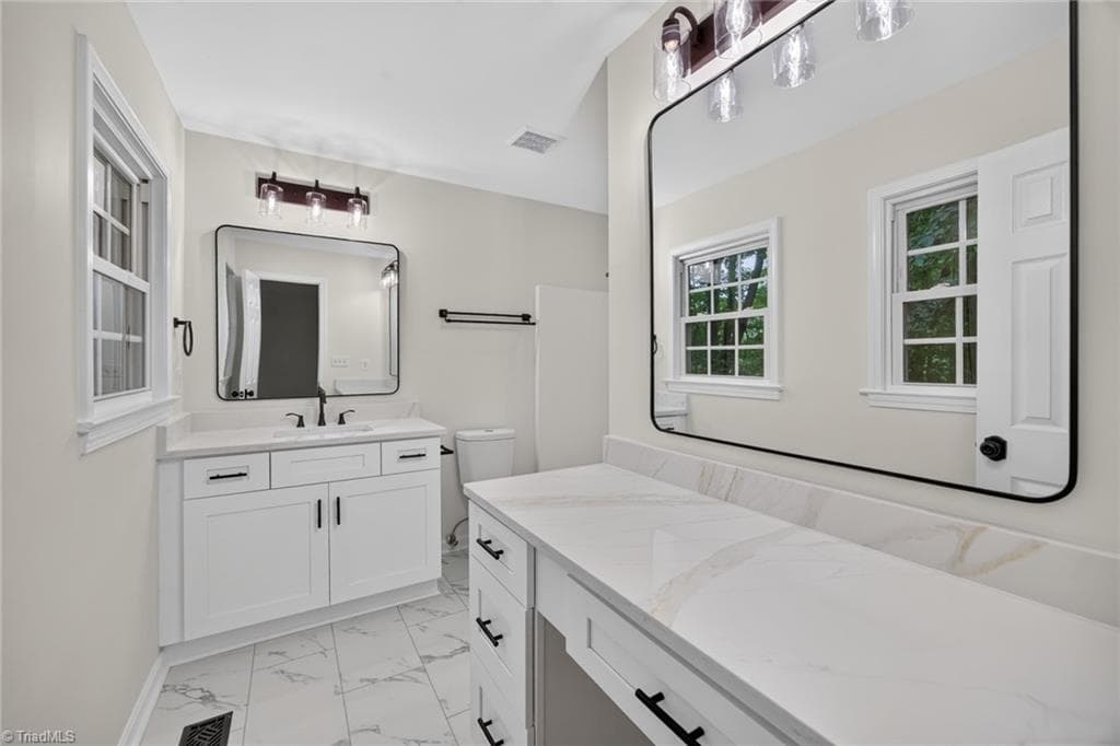 Stick/Site Built at 5550 Overlook Circle, Winston-Salem NC 27105, Winston-Salem, photo 29 of 50