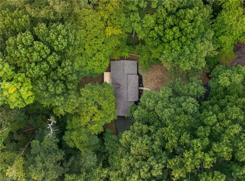 Stick/Site Built at 5550 Overlook Circle, Winston-Salem NC 27105, Winston-Salem, photo 4 of 50