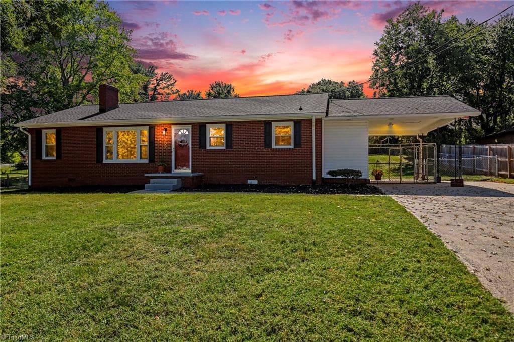 109 Mohawk Drive, King NC 27021